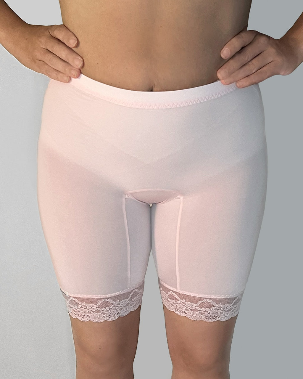 Happy thighs – med låg midja och spetskant