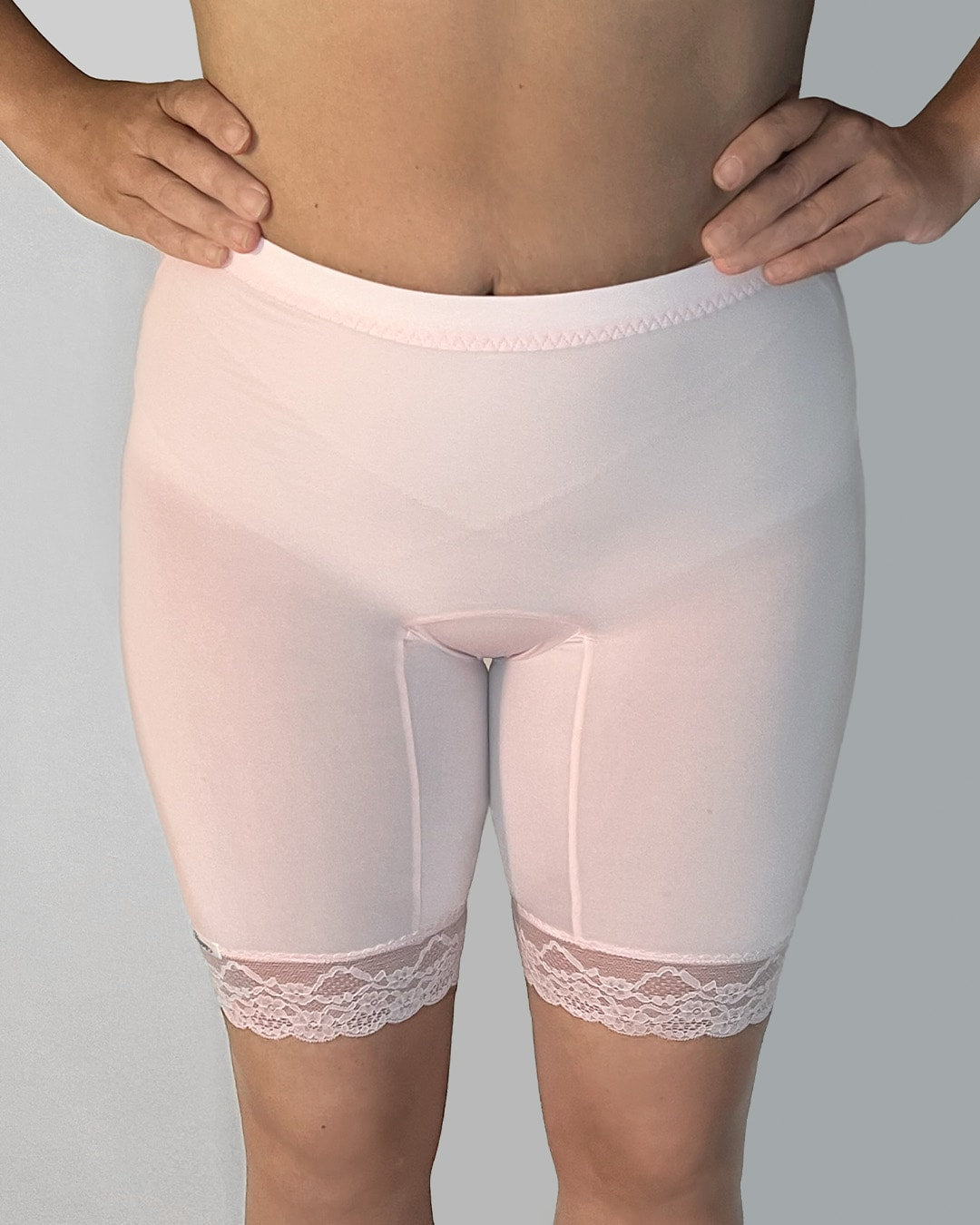 Happy thighs – med låg midja och spetskant